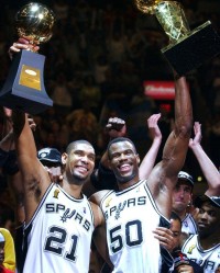 kaiyun-美媒：大家都喜爱杨瀚森 已有球迷拿他&amp;克林根与马刺双塔相比