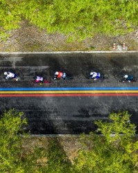 环拉萨自行车大赛曲水站比赛举行