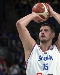 开云下载-A史密斯：约基奇看着像一大桶猪油却无人能挡 这让人难以置信