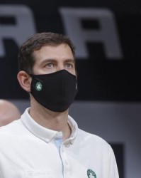 开云体育下载-绿军低迷安吉主动揽责 唤醒球员斗志比交易更重要